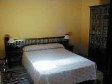 La Gomera  Ferienhaeuser Casa Los Manantiales auf La Gomera. Schlafzimmer mit Doppelbett.