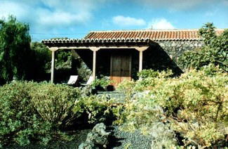 La Palma West Casita El Lagar. Der Steingarten mit Terrasse